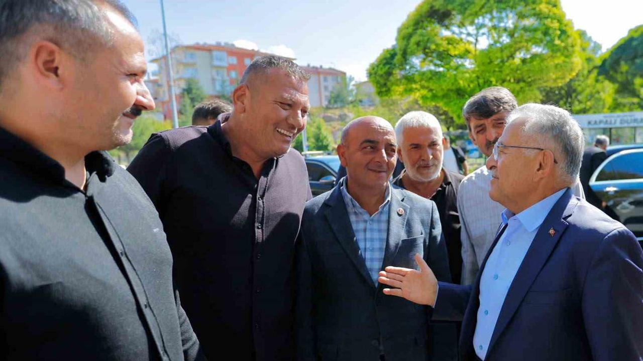 Başkan Büyükkılıç muhtarlarla mahalle önceliklerini sahada belirledi