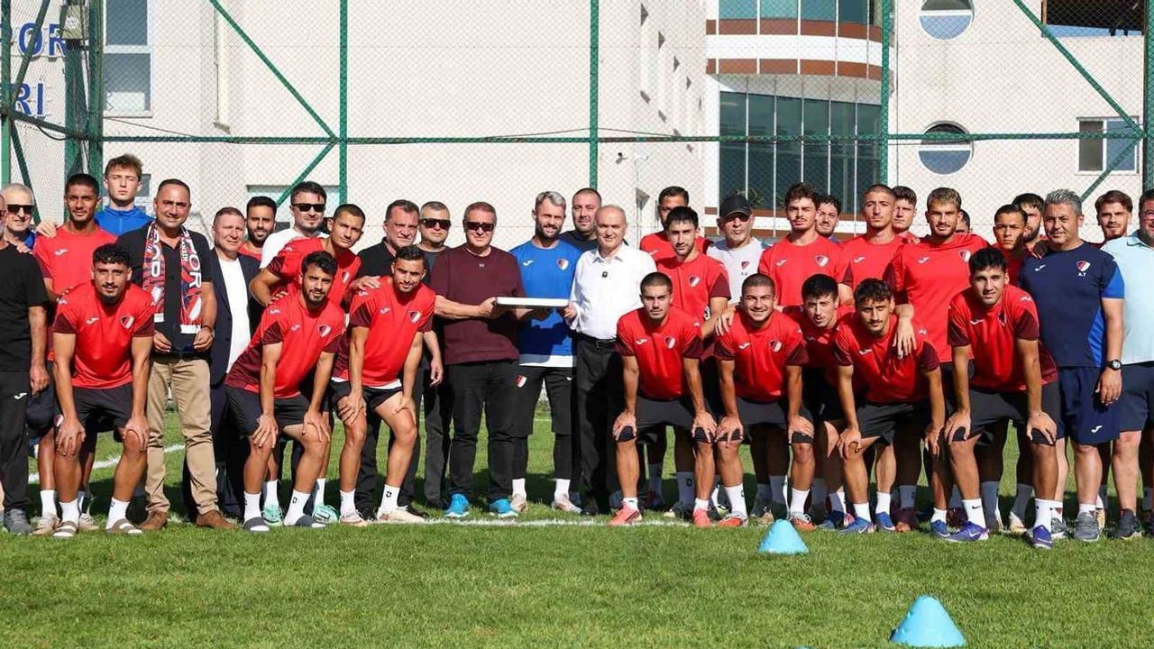 Başkan Özlü’den moral mesajı: Düzcespor’un hedefleri için istişare