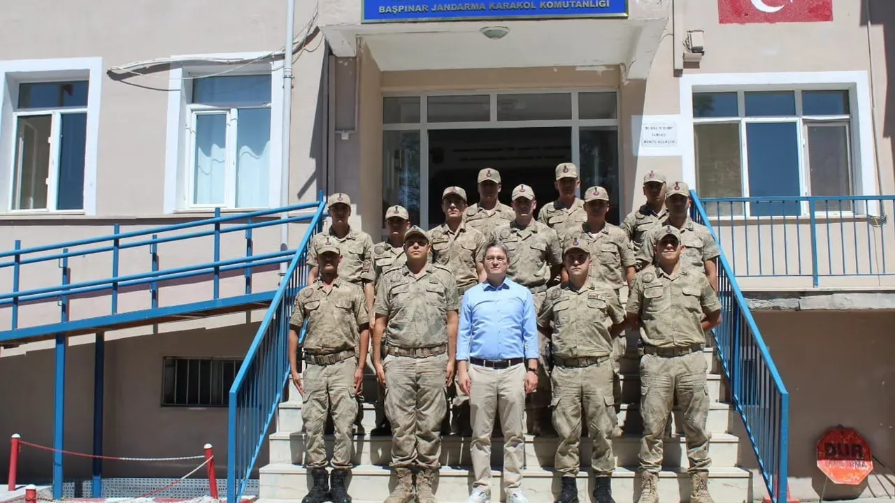 Başpınar karakolunda güvenlik vurgusu: Kaymakam Emirhan Arıkan'dan yerinde değerlendirme