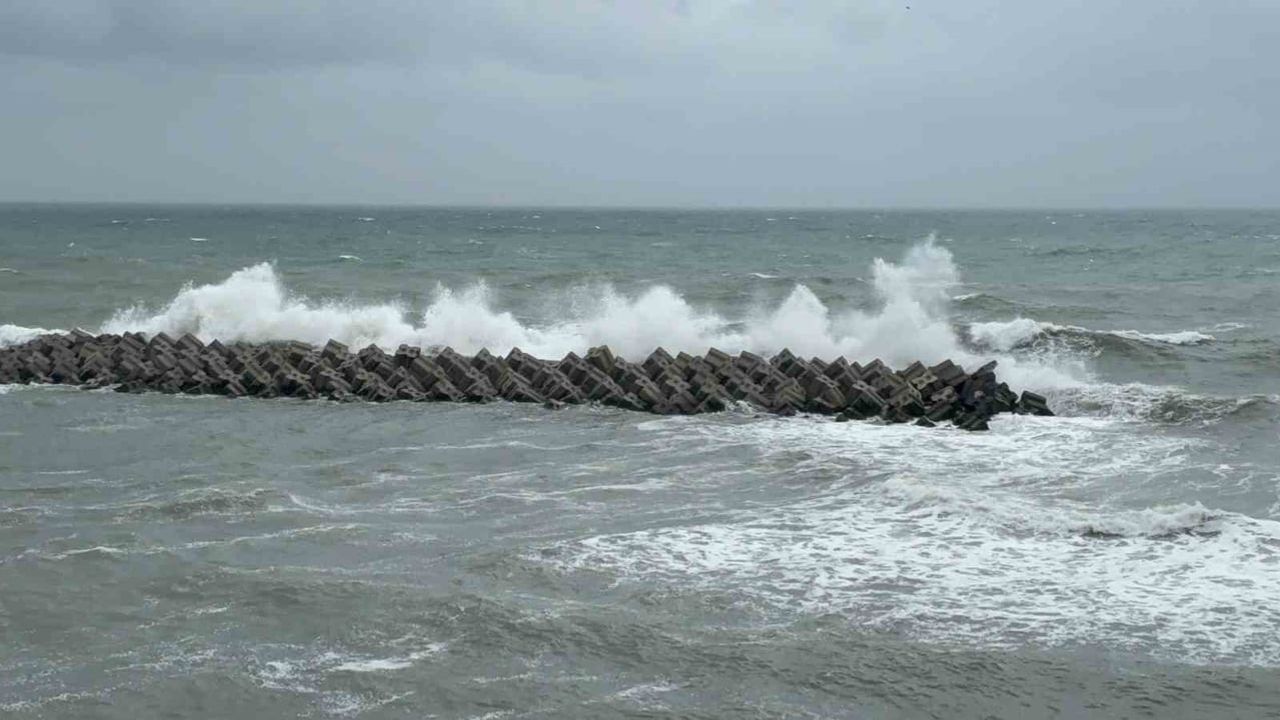 Batı Karadeniz'de kısa süreli fırtına uyarısı