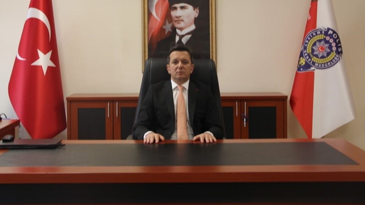 Bayburt il emniyet müdürlüğünde görev değişikliği: Erkol Çorum'a, Karaduman Bayburt'a