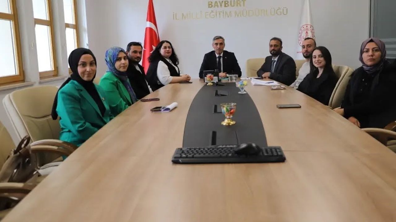 Bayburt'ta öğrencilerin ruhsal güvenliği için kurumlar bir araya geldi