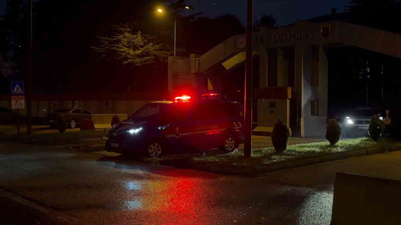 Belediye kaynaklarında usulsüzlük iddiası: ikinci el mantar çadırları yeni gibi gösterildi