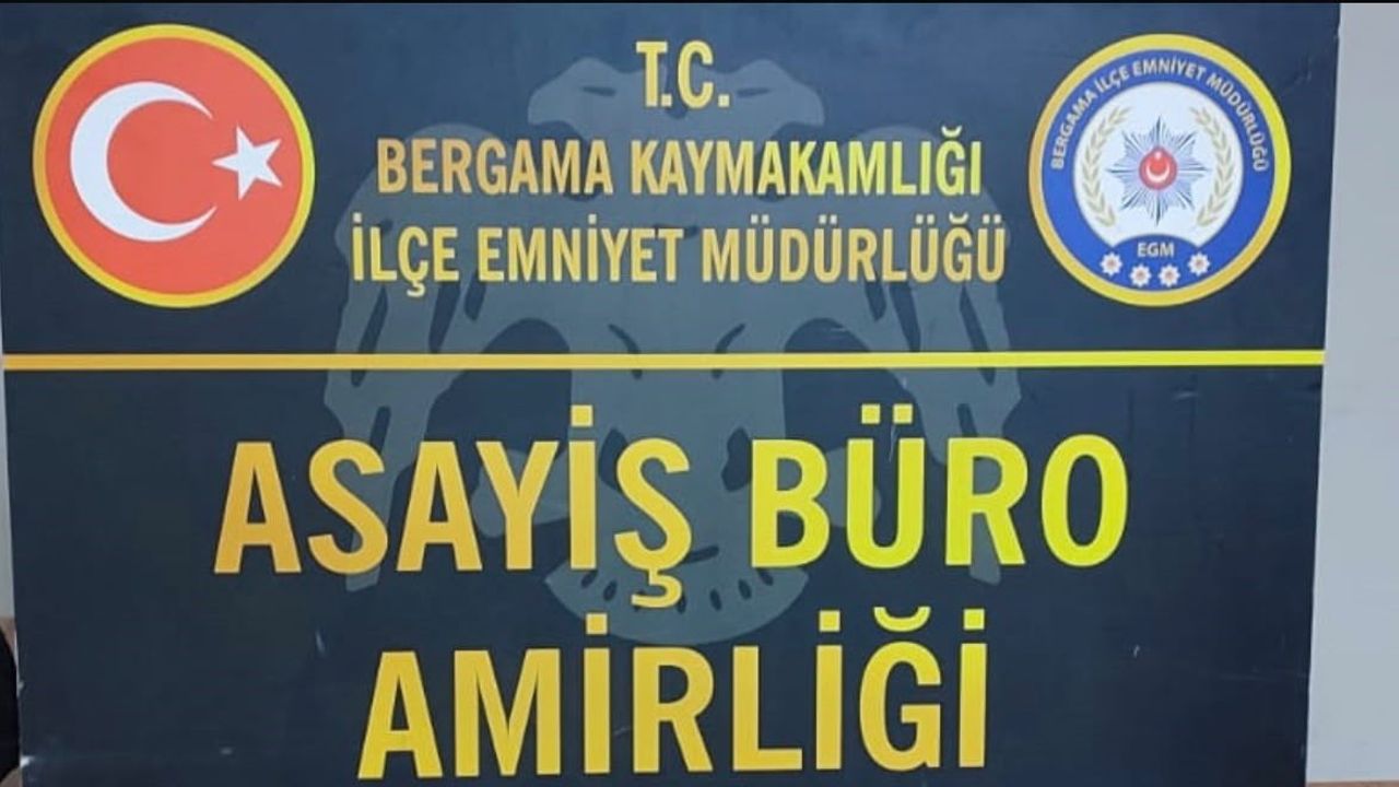 Bergama'da bin 558 uyuşturucu hapla yapılan operasyonda iki kişi tutuklandı