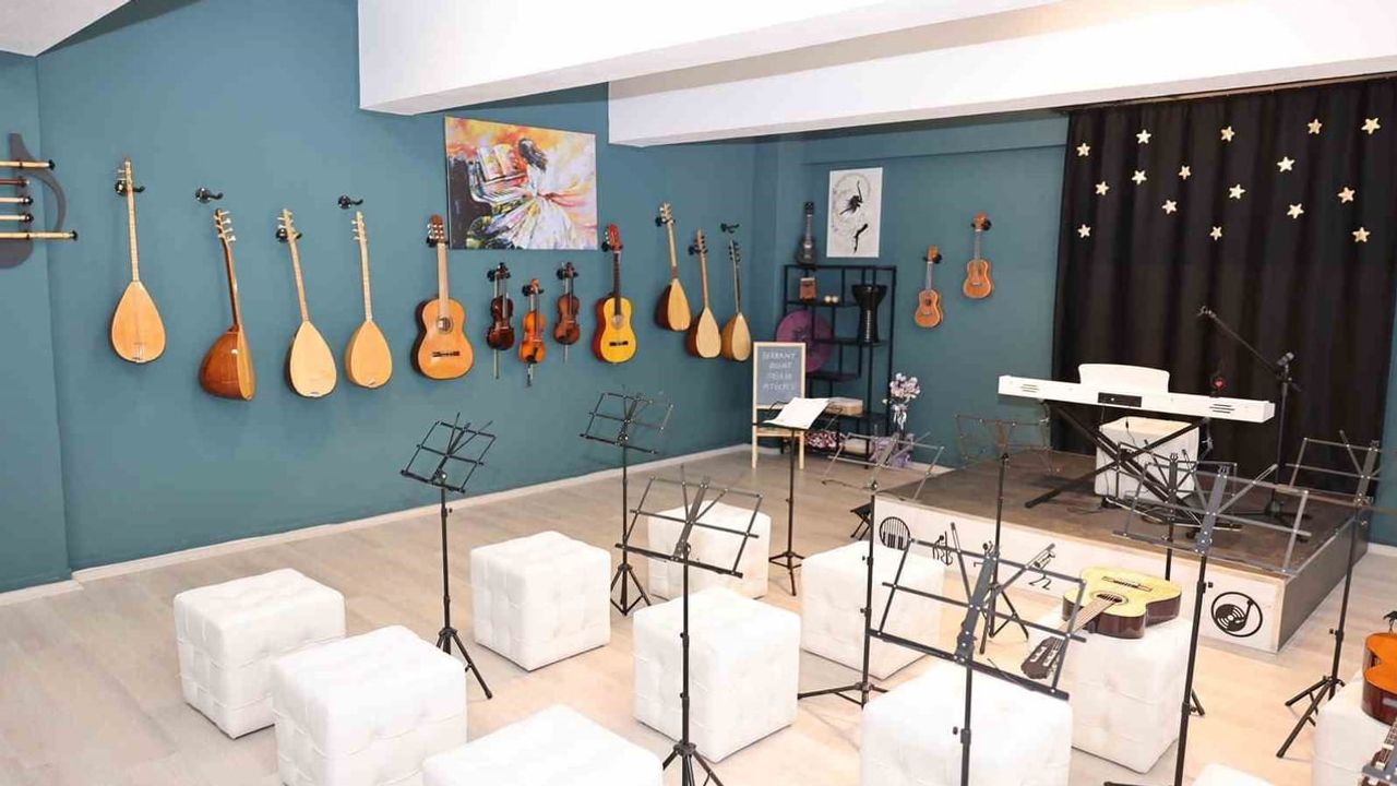 Berkant Bolat anısı için kurulan müzik atölyesi çocukları müzikle buluşturacak