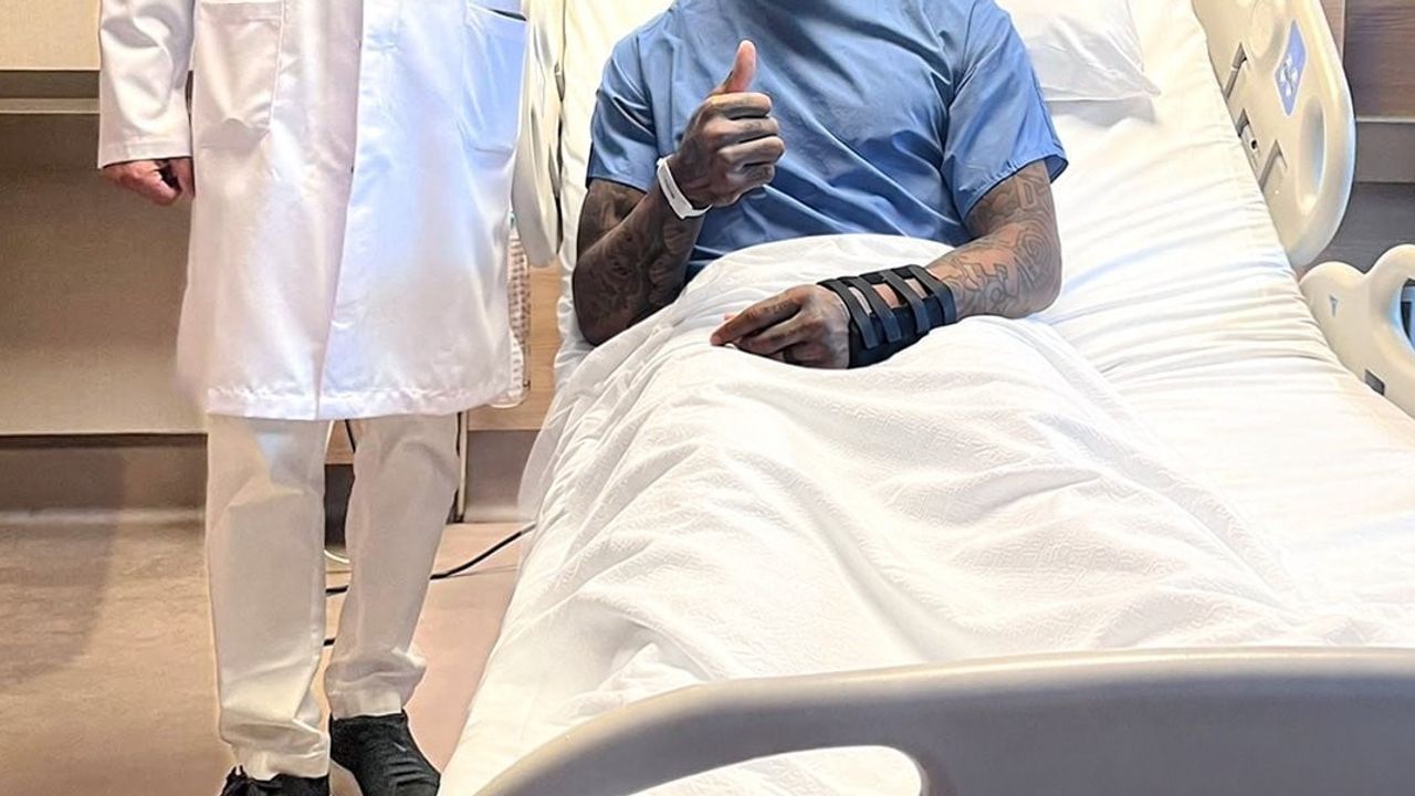 Beşiktaş'ın yabancı forveti DaQuan Jeffries ameliyat sonrası rehabilitasyona başladı