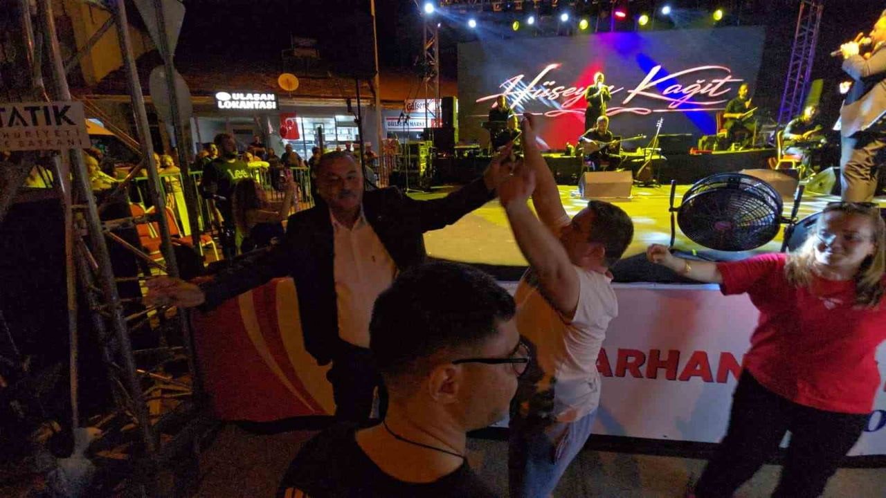 Beyağaç'ta festival coşkusu: Pütün özel çocuklarla sahnede anı biriktirdi