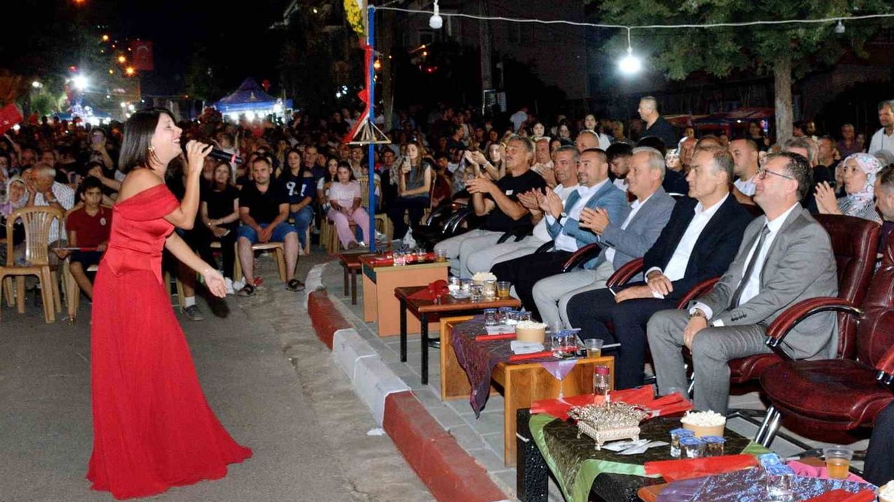Beydağ'da tarih ve üretim buluşması: 104. kurtuluş yıl dönümü festival coşkusu