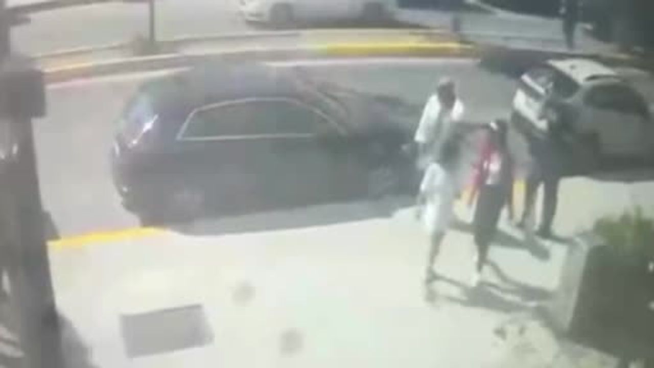 Beylikdüzü'nde iz bırakan soygun: 1 buçuk milyonluk ziynet eşyası satılmadan ele geçirildi