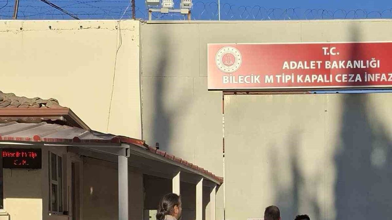 Bilecik'te 3 milyon liralık ziynet eşyasıyla yakalanan iki şüpheli tutuklandı