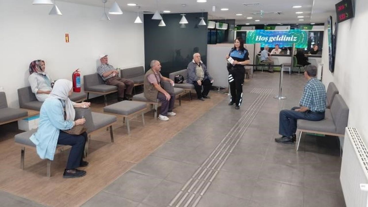Bilecik'te bankacılara sahte para ve dolandırıcılıkla mücadele çağrısı