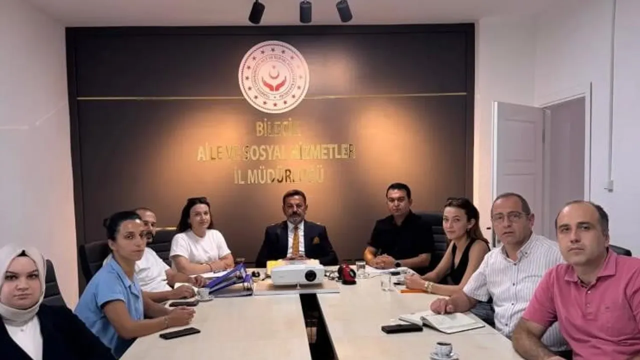 Bilecik'te sosyal hizmet yatırımları için yol haritası çizildi