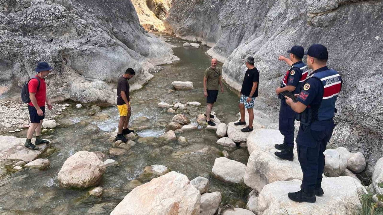 Bilecik'te suya girme ve yangın riskine karşı jandarma denetimi