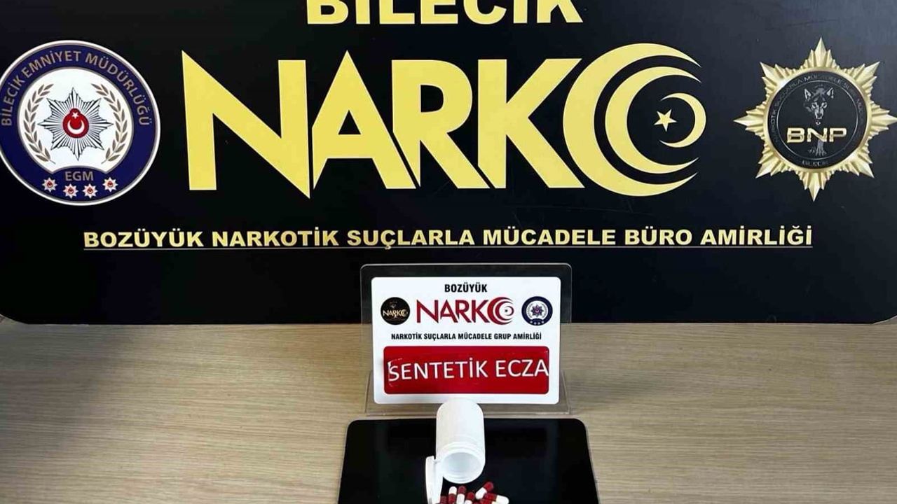 Bilecik’te yolcu otobüsünde sentetik ecza operasyonu: iki kişi yakalandı