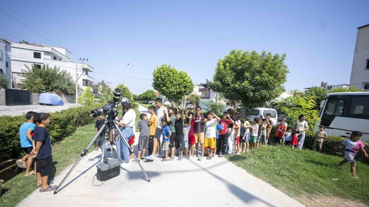 Bilim mahalle mahalle: Mercan merkezinden çocuklara uygulamalı atölye