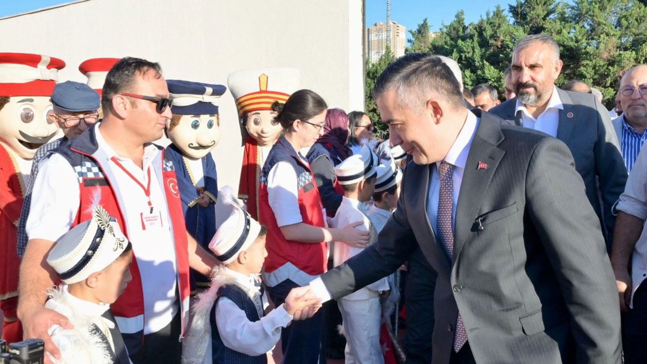 Bin 71 çocuğun sünnet sevinci Esenyurt'ta