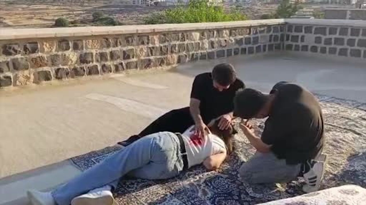 Bir cep telefonuyla sınırları aşan genç yönetmen: Murat Ferhat Akay'ın sıfır bütçeli sinema yolculuğu