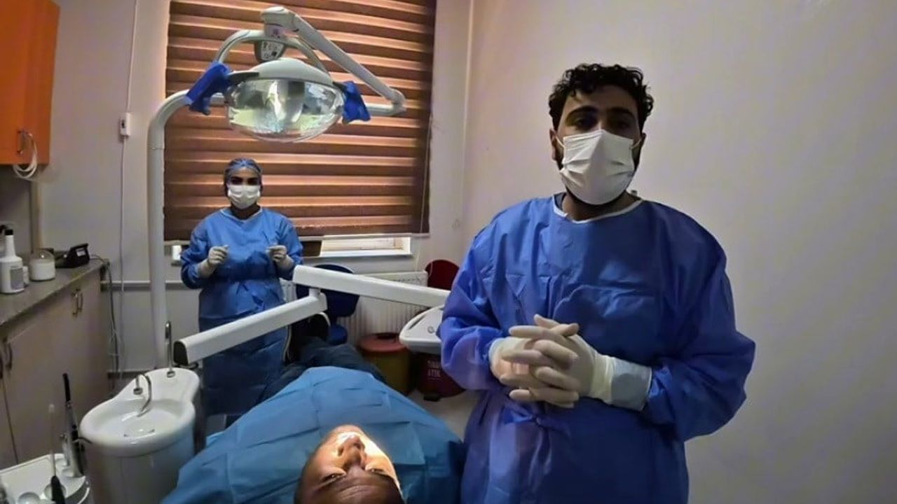 Bitlis'te ağız ve diş sağlığı merkezinde kişiye özel implant dönemi başladı
