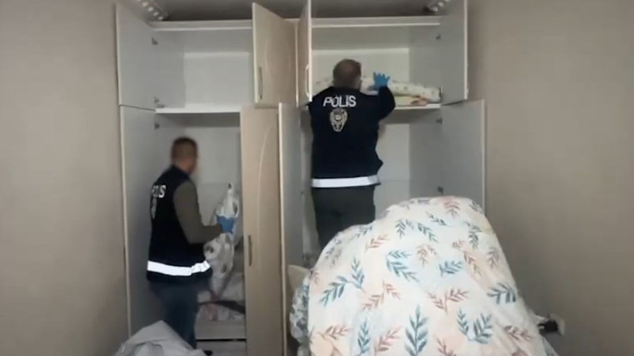 Bitlis'te sosyal medyada silah ve örgüt övgülerine operasyon: 3 kişi tutuklandı