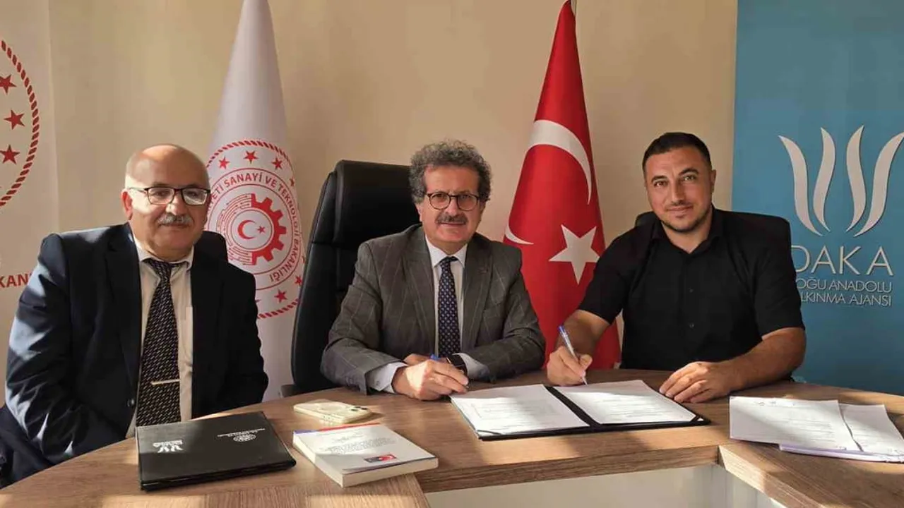 Bitlis'te yapay zeka odaklı iki proje için sözleşme imzalandı