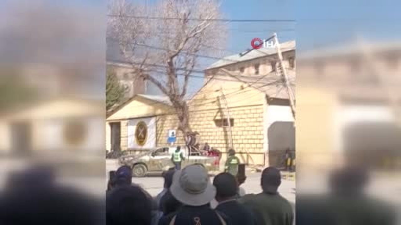 Bolivya'nın Viacha kentinde askeri tesiste patlamalar: iki asker hayatını kaybetti