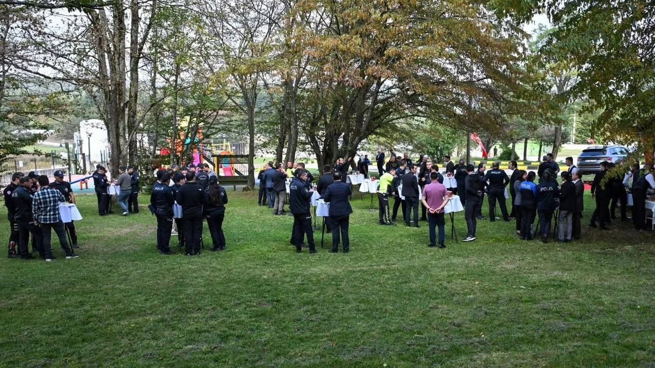 Bolu'da emniyet filosuna yeni araçlar kurban ve dualarla hizmete alındı