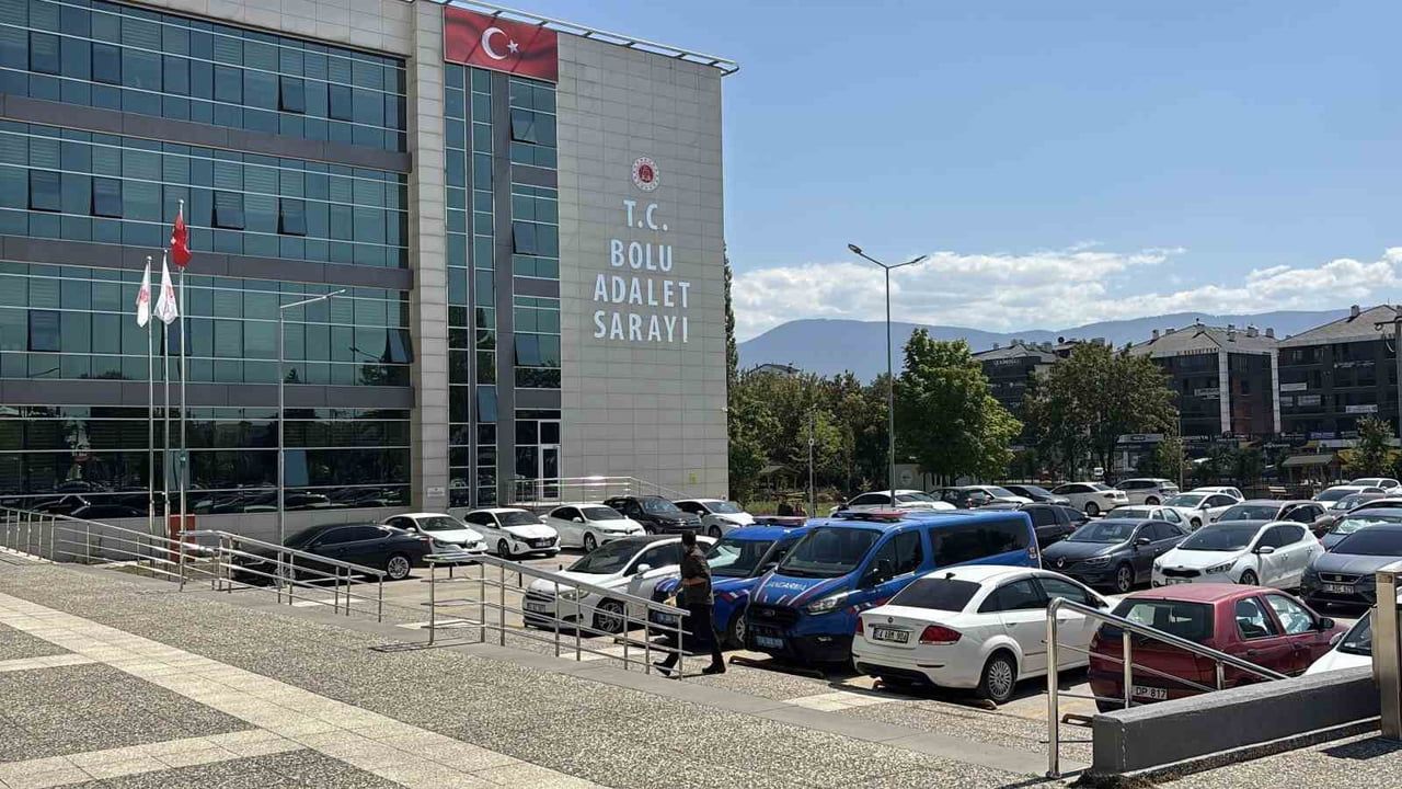 Bolu'da yolsuzluk soruşturmasında mütalaa: savcı Tanju Özcan için 69,5-217 yıl hapis istedi