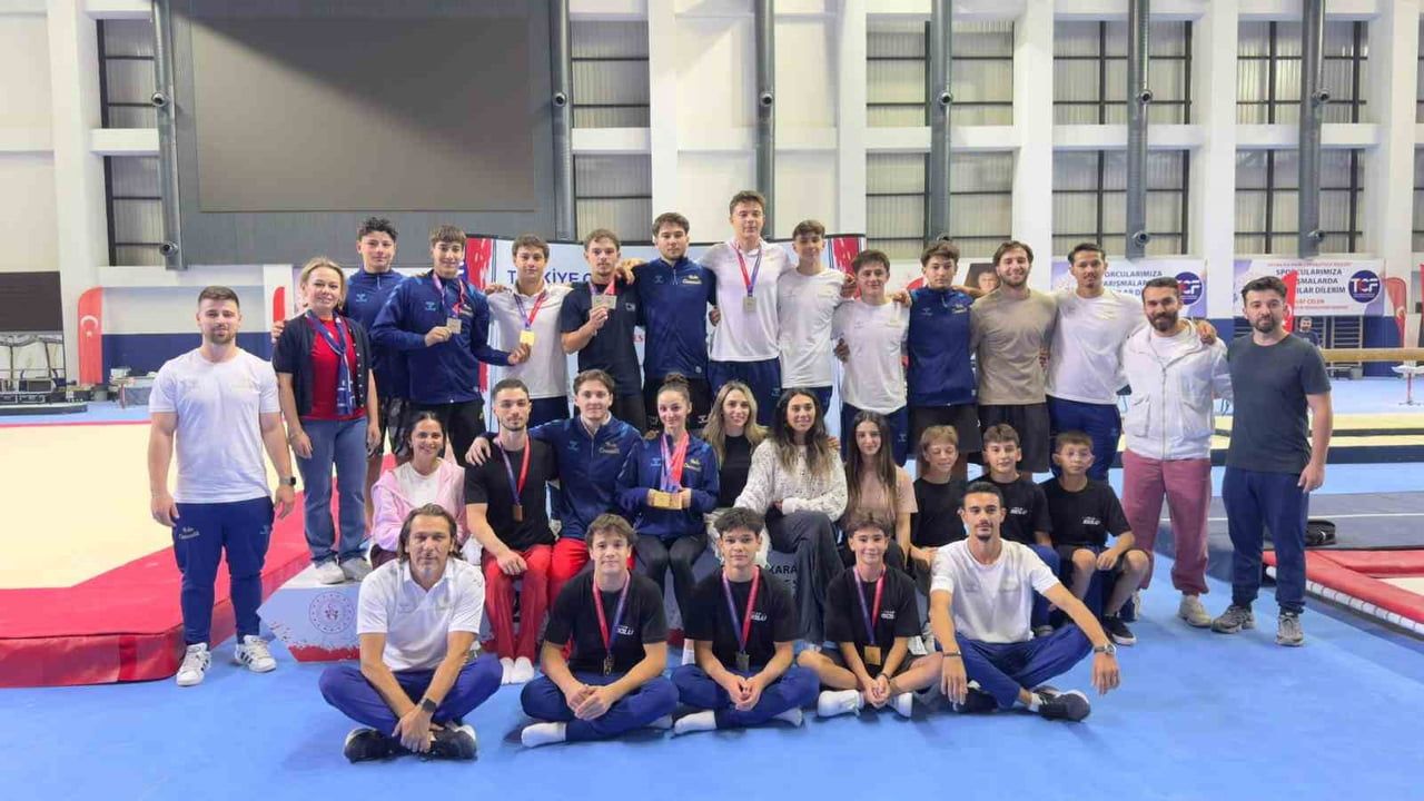 Bolu'nun cimnastikçileri Ankara'da kürsüleri doldurdu