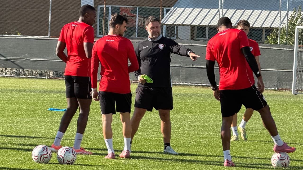 Boluspor Karaçayır'da yoğun mesai: Pendikspor sınavı için taktik prova