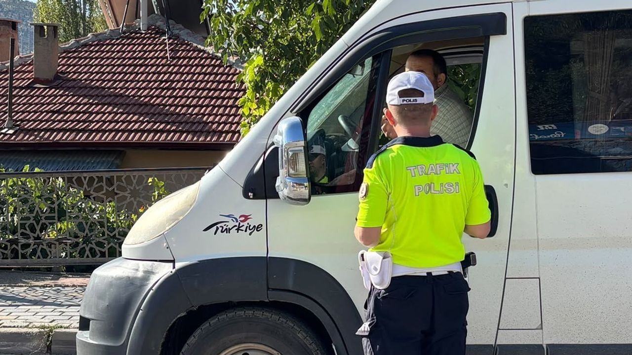 Bozkır'da öğrencilerin güvenliği için okul çevrelerinde yoğun denetim