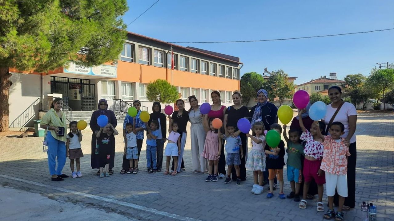Burhaniye'de uyum haftasında ilk gün coşkusu