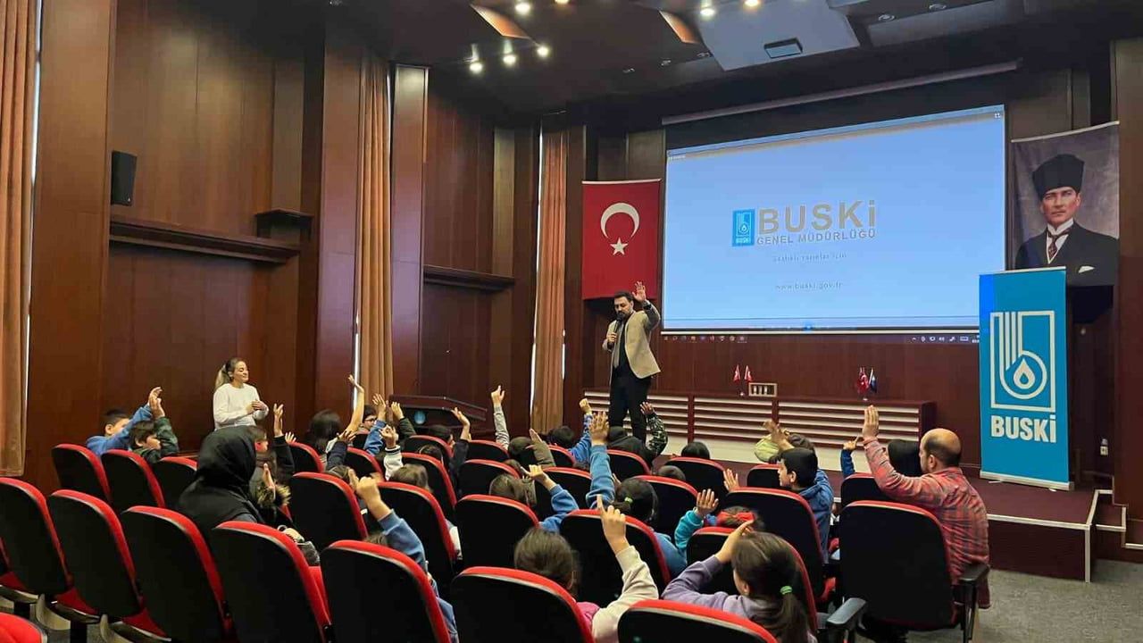 Bursa'da miniklere su bilinci aşılanıyor