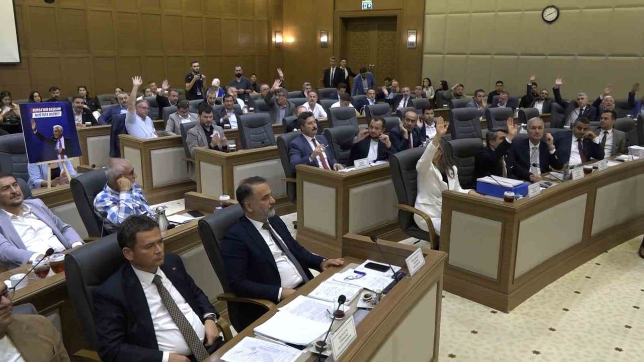 Bursa'da toplu ulaşım ücretlerine yüzde 25 zam kararı: elektrikliye geçiş gerekçesi öne çıktı