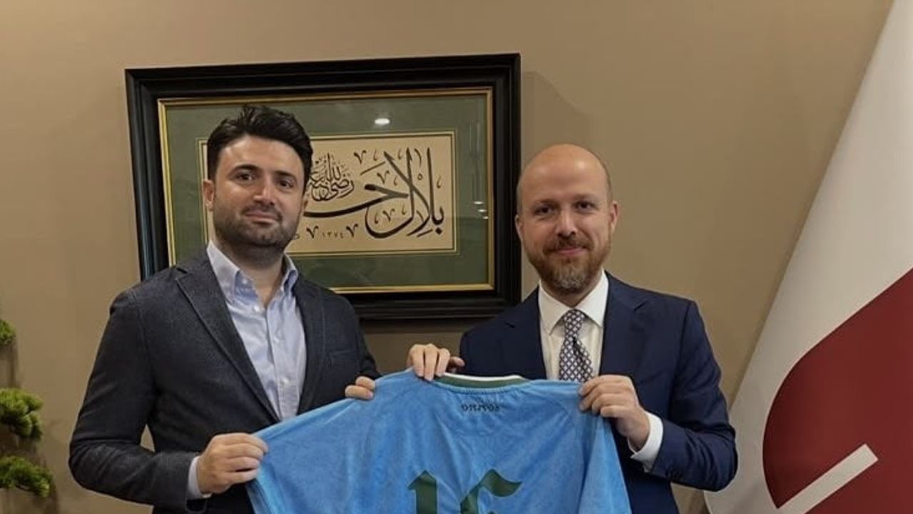 Bursaspor'dan Bilal Erdoğan'a Bursa'nın fethine özel forma