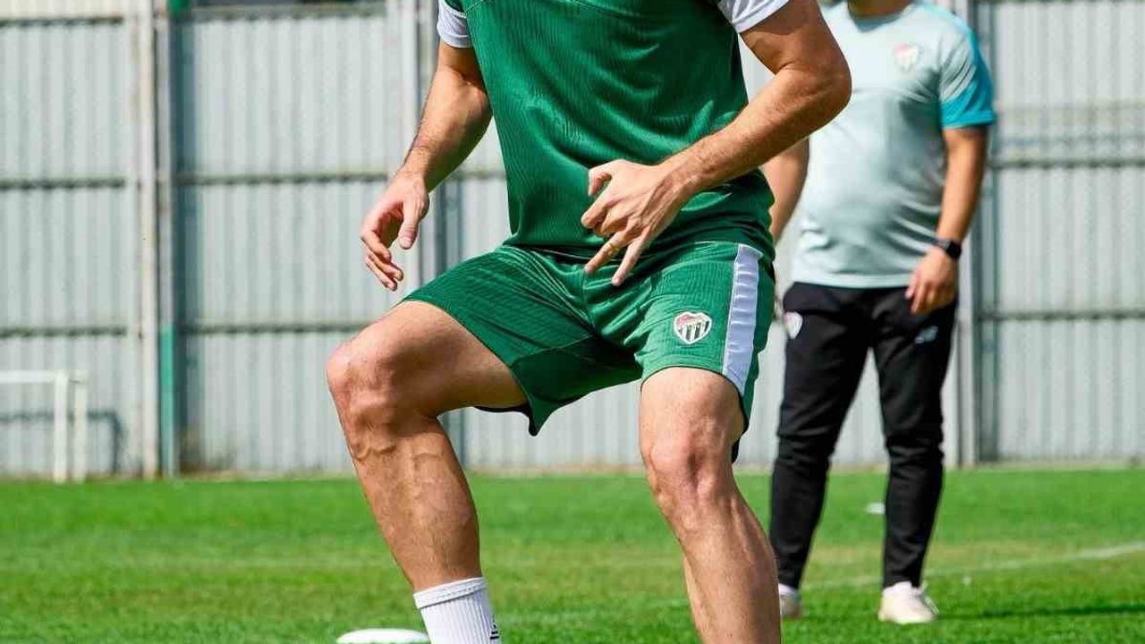 Bursaspor, İstanbulspor galibiyetinin ardından Manisa FK hazırlıklarına hız verdi