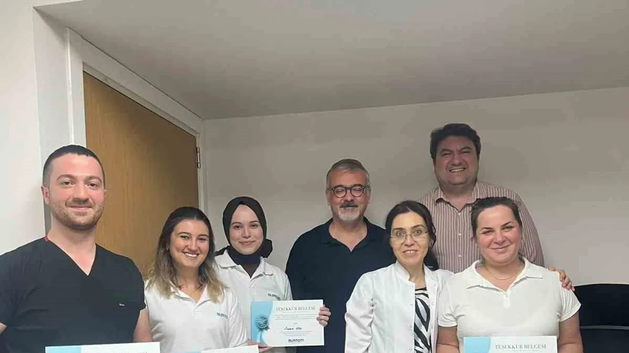 Burtom’da hareketin kahramanlarına teşekkür