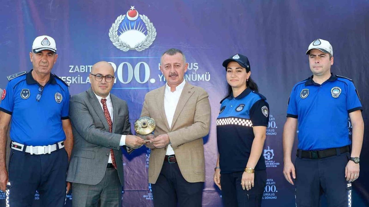Büyükakın'dan 200. yıl mesajı: hizmetin sahibi millettir