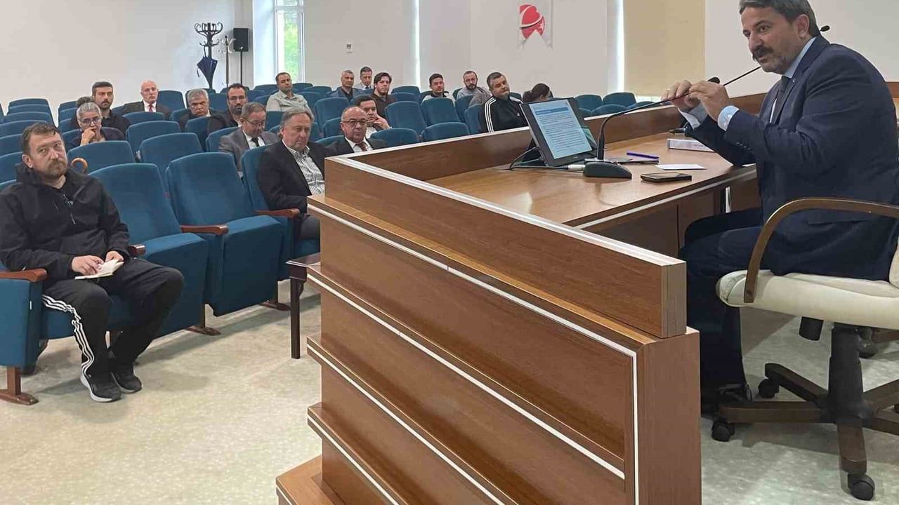 Çalışanları spora çağıran kamu oyunları için Eskişehir'de istişare toplantısı