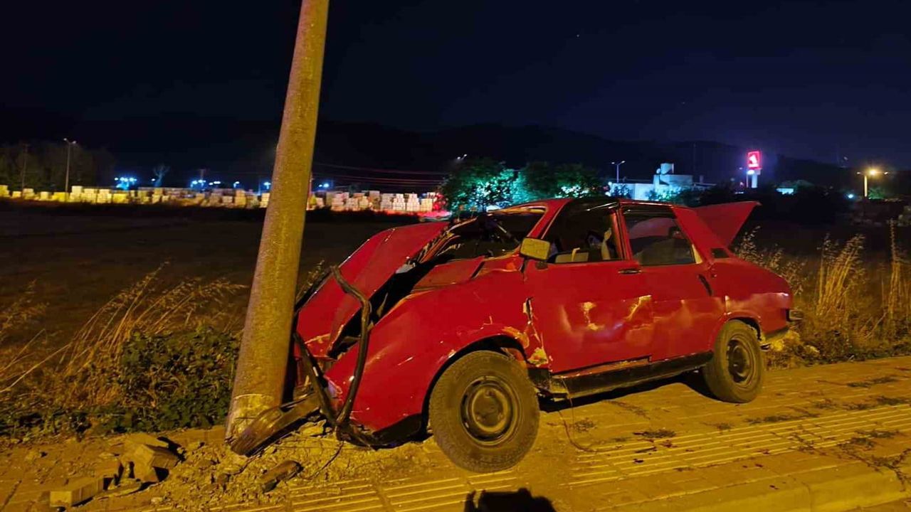 Çan'da gece yarısı kaza: karşıya geçen aileye çarpan araçta 5 yaşındaki Masal yaşamını yitirdi