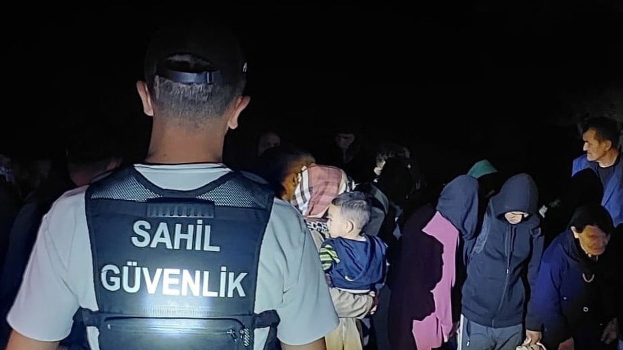 Çanakkale'de 7'si çocuk 29 kaçak göçmen yakalandı