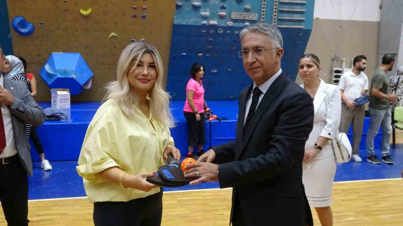 Canik'te pickleball ile bağımlılıkla mücadeleye sporla yeni adım