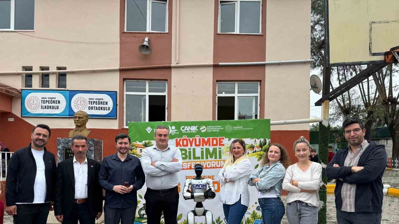Canikman köy okuluna misafir oldu, öğrenciler teknolojiyle tanıştı