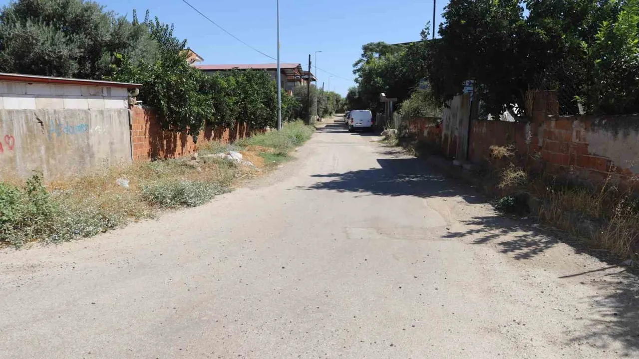 Çapahasan'da beş sokak modern yollara kavuşuyor