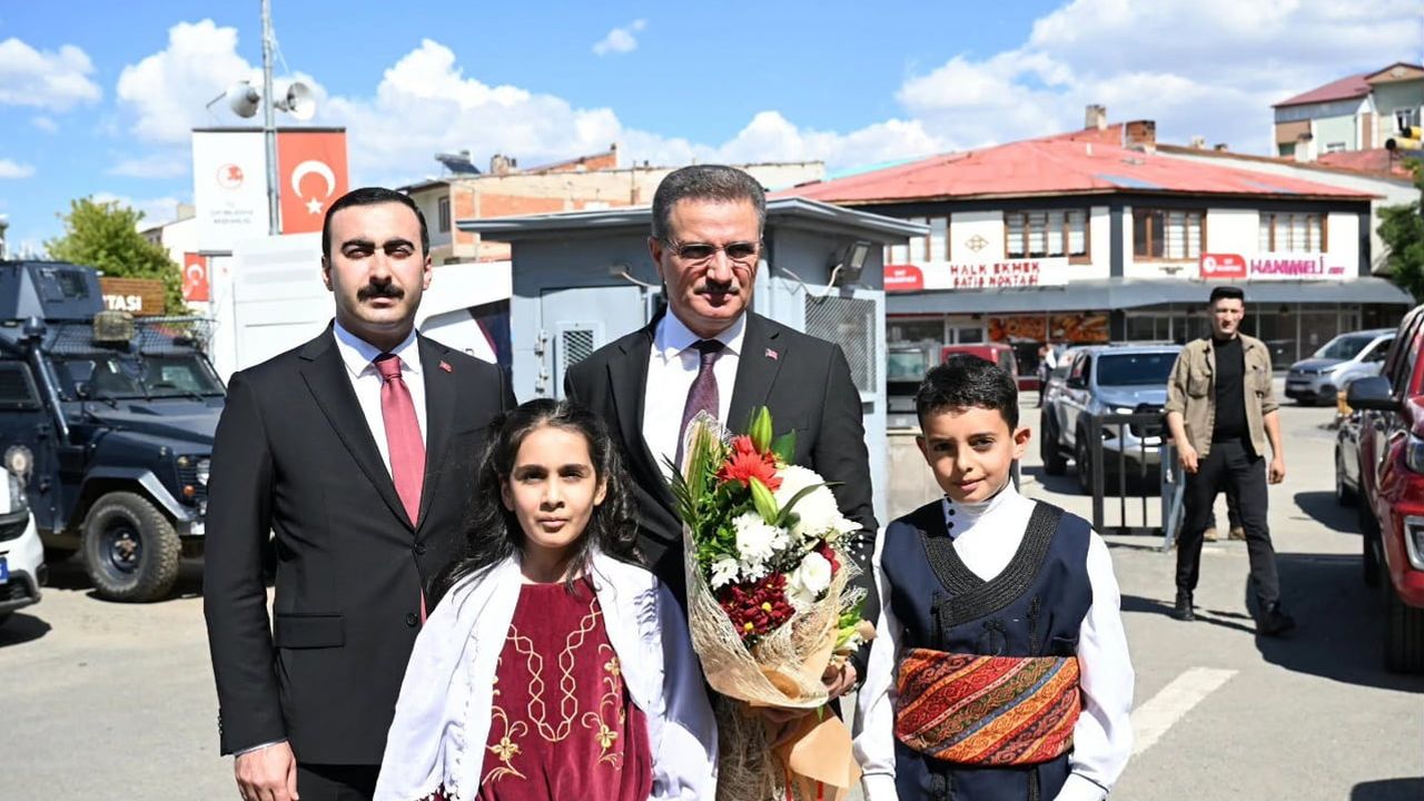 Çat'ta eğitim önceliği: Vali Aydın Baruş'tan koordinasyon ve takip talimatı