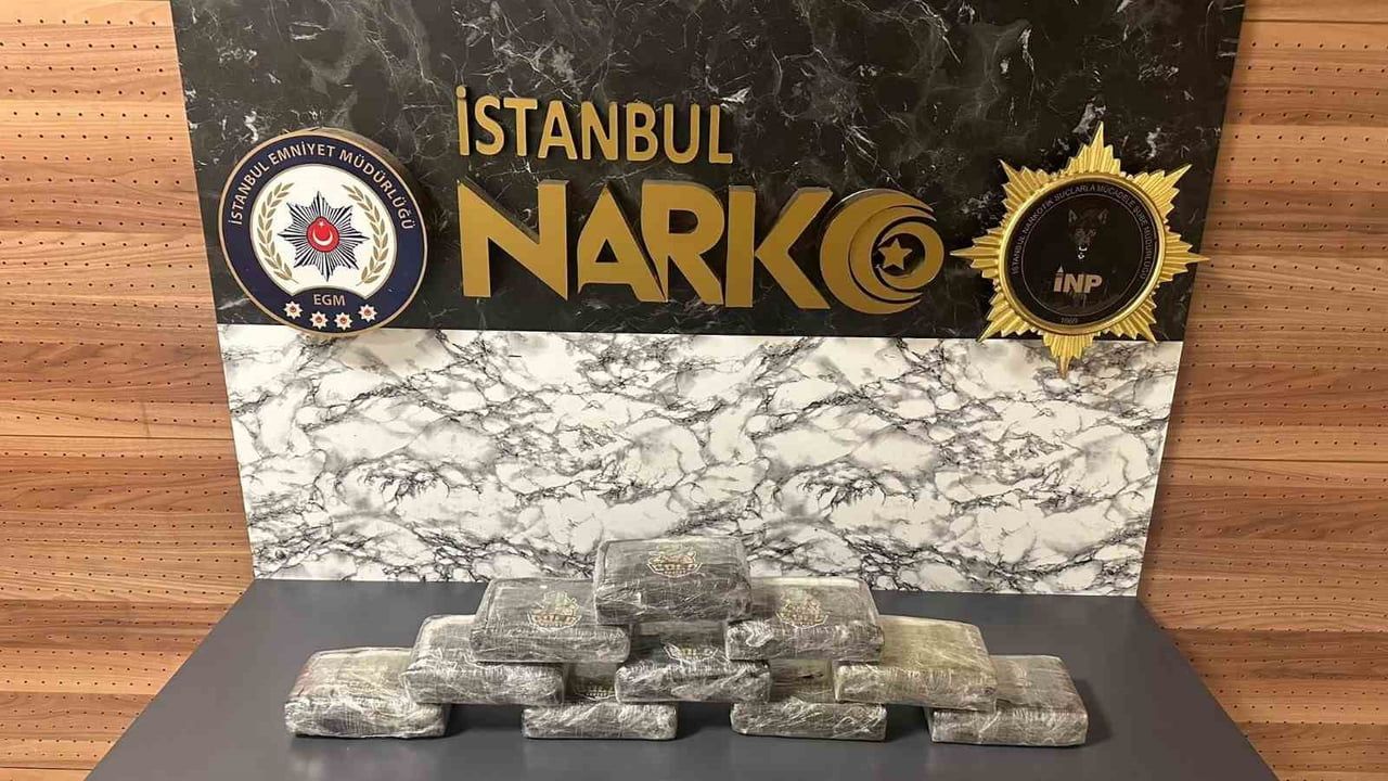 Çatalca'da tır, ev ve araçta uyuşturucu baskını: 11,5 kilo kokain bulundu