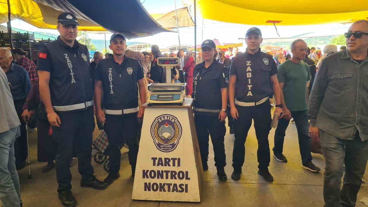 Çaycuma'da pazar denetimleri: etiket ve poşet uygulamalarına sıkı takip