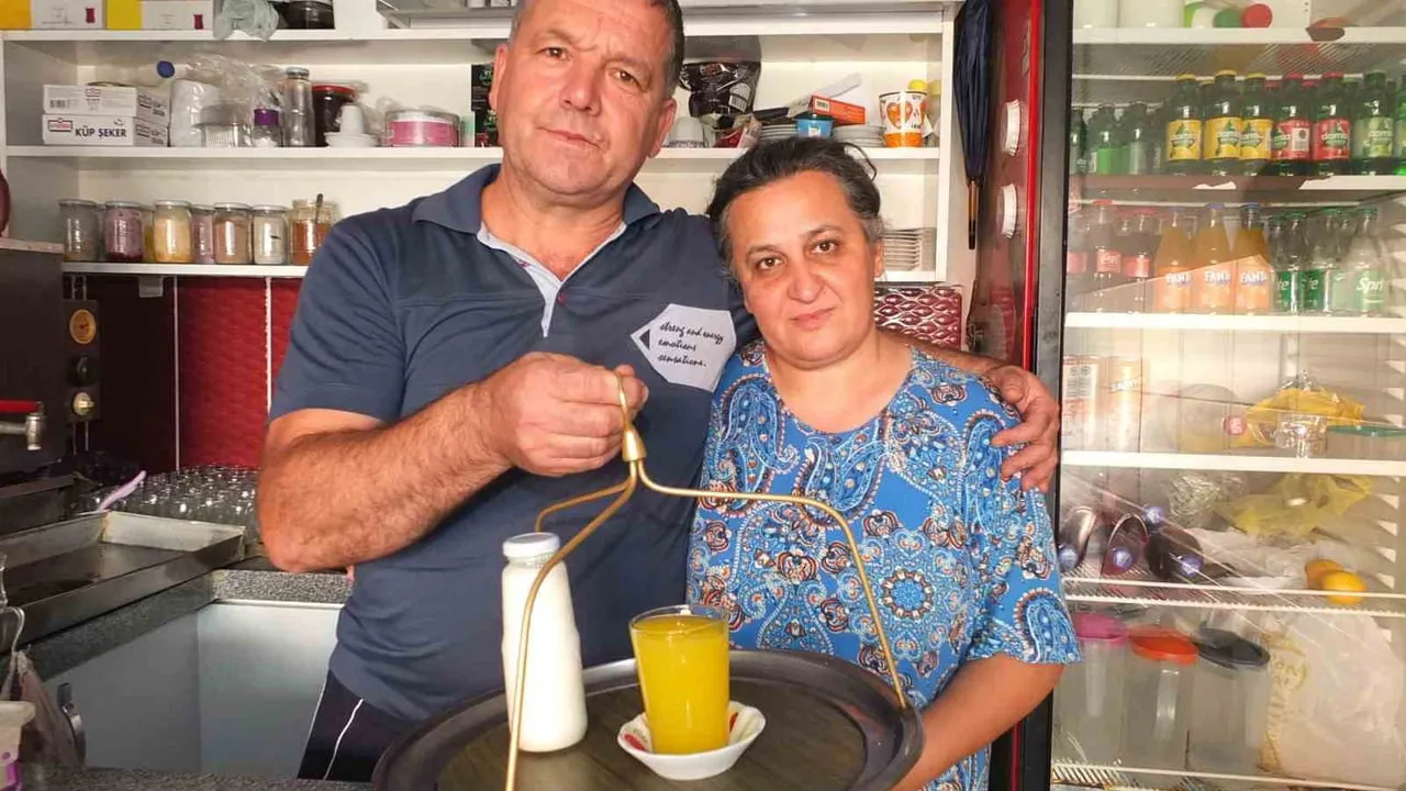 Çayla kurduğu köprü: Burhaniyeli esnafa ulaşan 15 kilometrelik emek