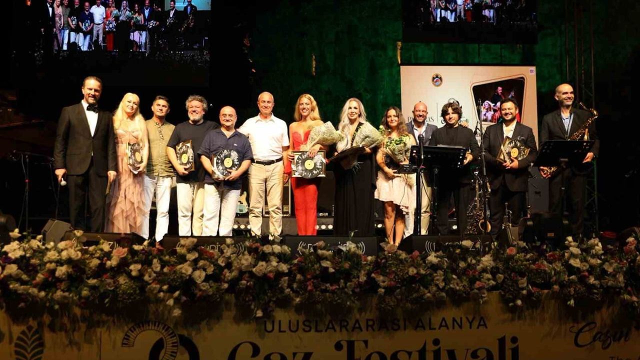 Cazla dolu dört günün ardından Alanya caz festivali sona erdi