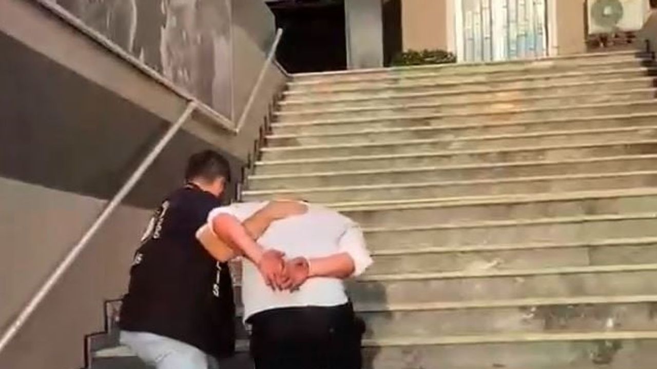 çemberlitaş’ta döviz bürosunda kanlı kavga: 9 şüpheli gözaltında