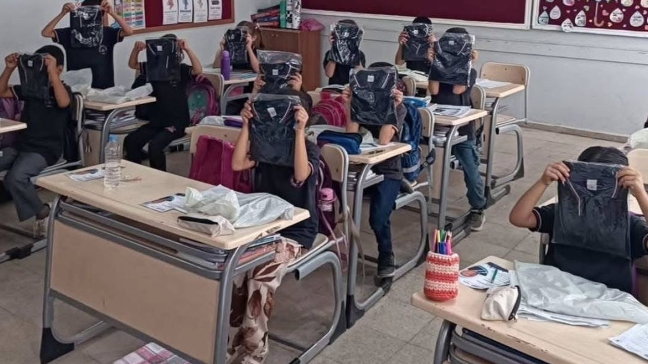 Çermikli iş adamından 200 öğrenciye forma desteği